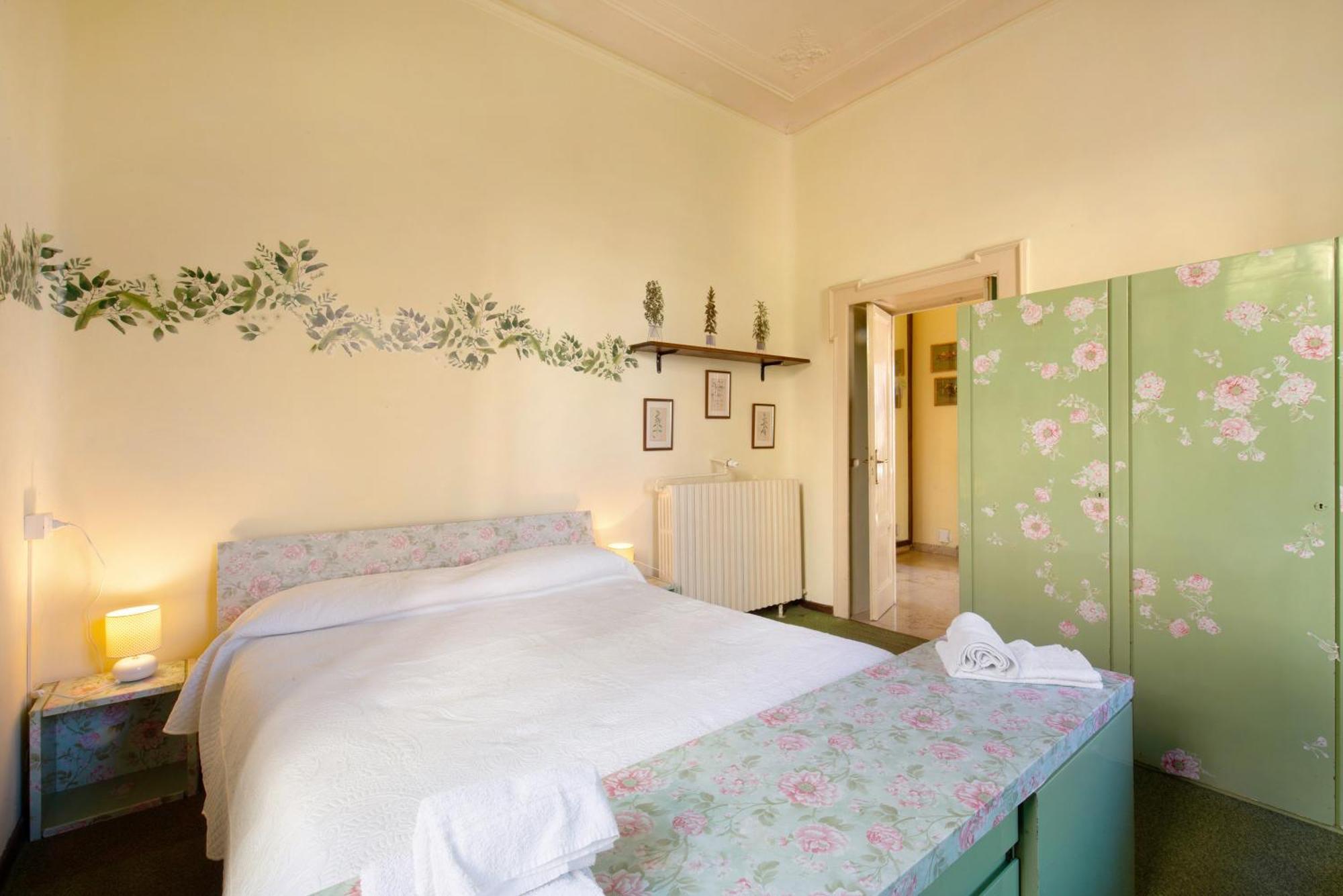App Mughetto In Villa Marchello Brunate Bagian luar foto